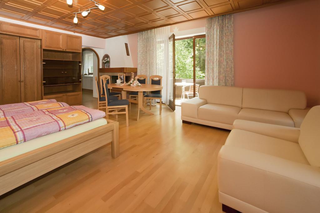 Appartement - Pension Adlerhorst Velden am Wörthersee Room photo